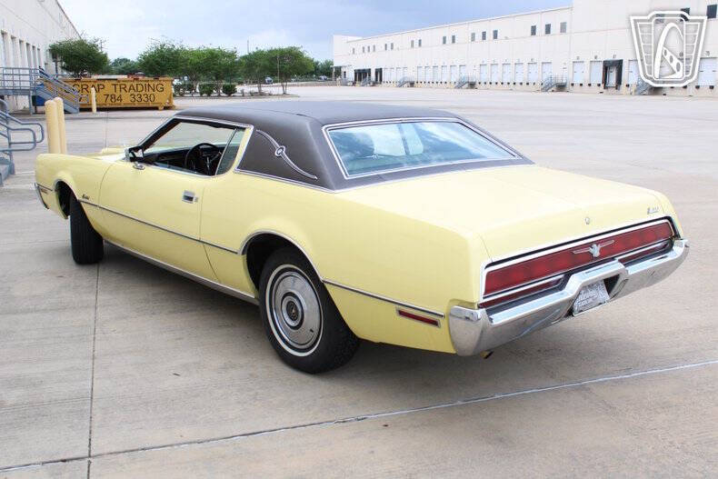 1972 Ford Thunderbird