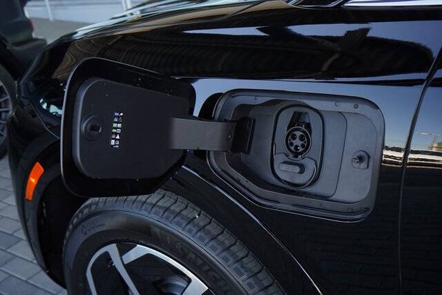 2025 Chevrolet Equinox EV LT 2