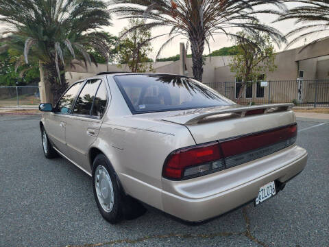1994 Nissan Maxima SE