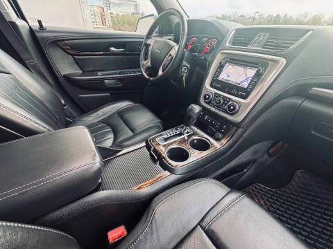 2015 GMC Acadia Denali