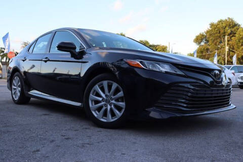 2018 Toyota Camry for sale at OCEAN AUTO SALES in Miami FL