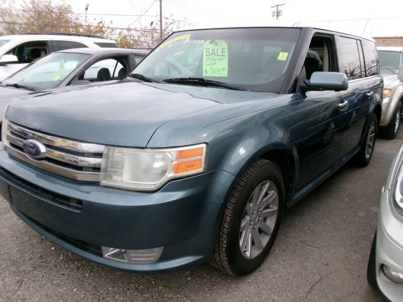 2010 Ford Flex SEL's photo