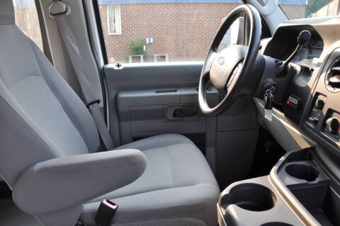 2013 Ford E-Series E-250