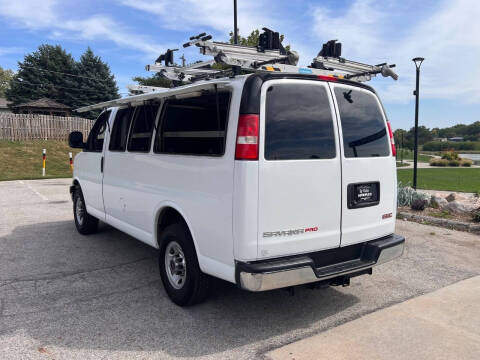 2017 GMC Savana 2500