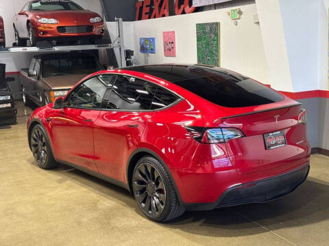 2023 Tesla Model Y Performance