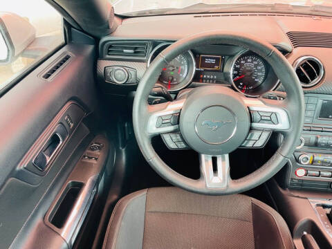 2015 Ford Mustang V6