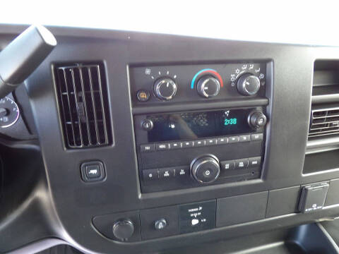 2025 Chevrolet Express 2500