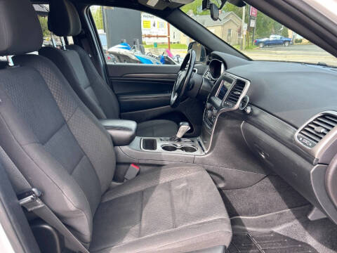 2021 Jeep Grand Cherokee Laredo E
