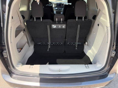 2020 Chrysler Pacifica Touring