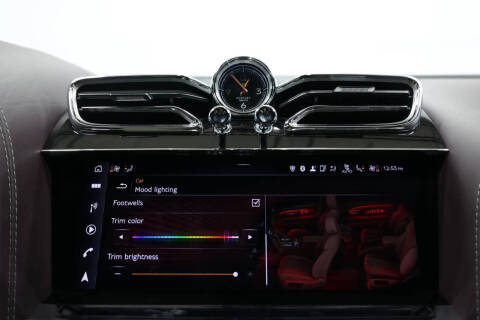 2023 Bentley Bentayga EWB