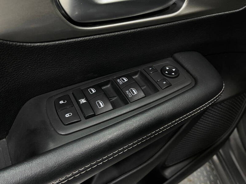 2020 Chrysler Pacifica Launch Edition