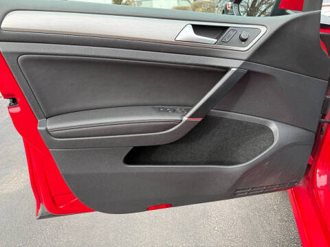 2017 Volkswagen Golf TSI Wolfsburg Edition