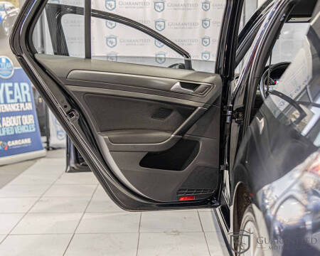 2019 Volkswagen Golf GTI S