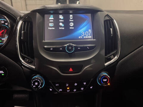 2018 Chevrolet Cruze LT Auto