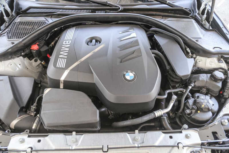 2025 BMW 3 Series 330i xDrive