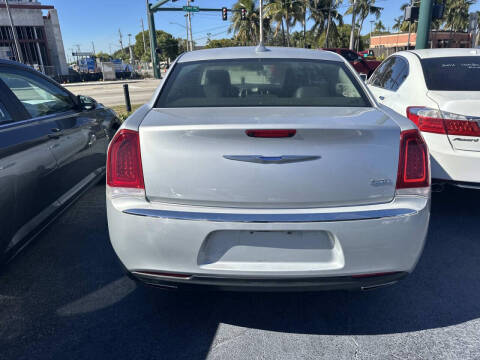 2020 Chrysler 300 Limited