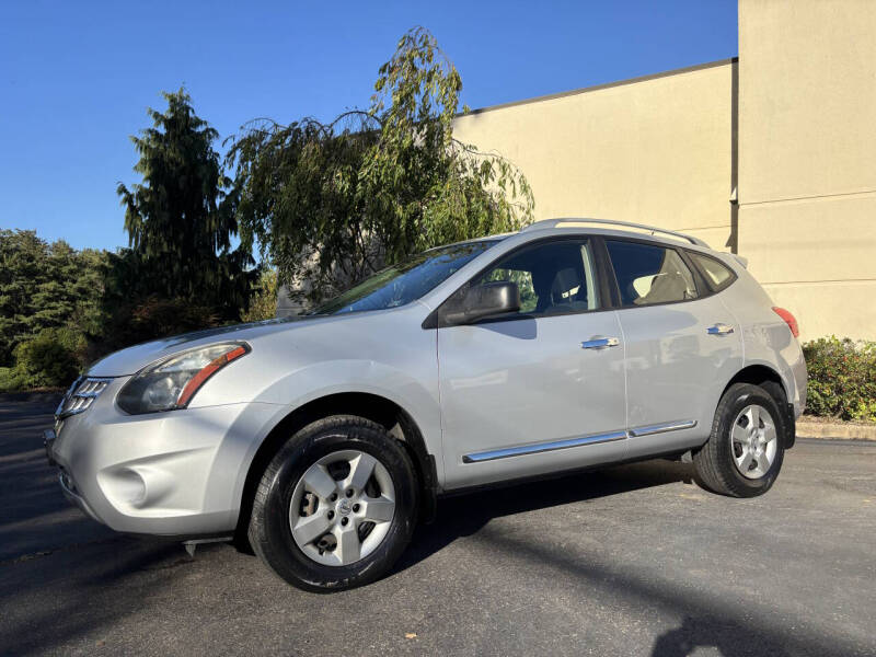 2015 Nissan Rogue Select S's photo