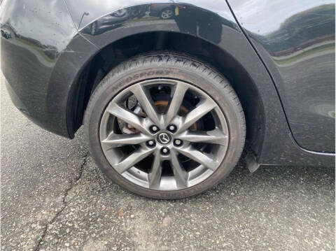 2018 Mazda MAZDA3 Touring