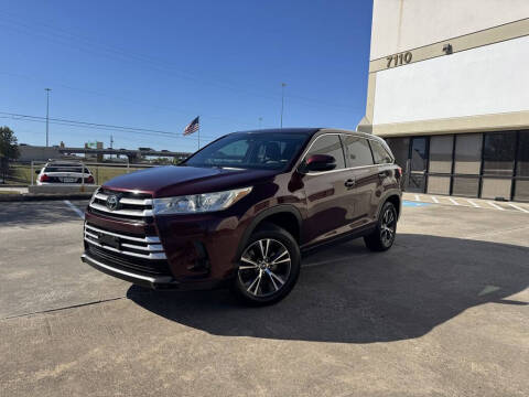 2019 Toyota Highlander LE