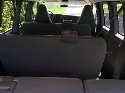 2018 Chevrolet Express LS 2500