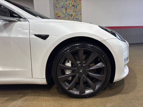 2020 Tesla Model 3 Performance