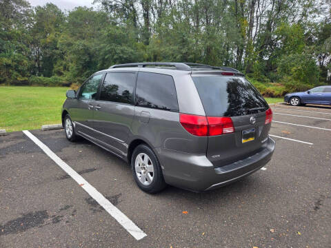 2005 Toyota Sienna