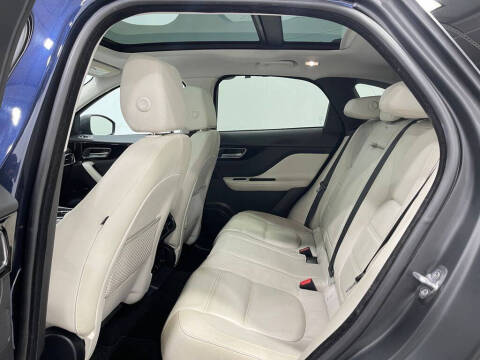 2017 Jaguar F-PACE 35t Prestige