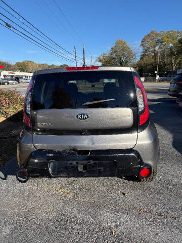 2016 Kia Soul +