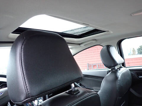 2017 Ford Focus Titanium