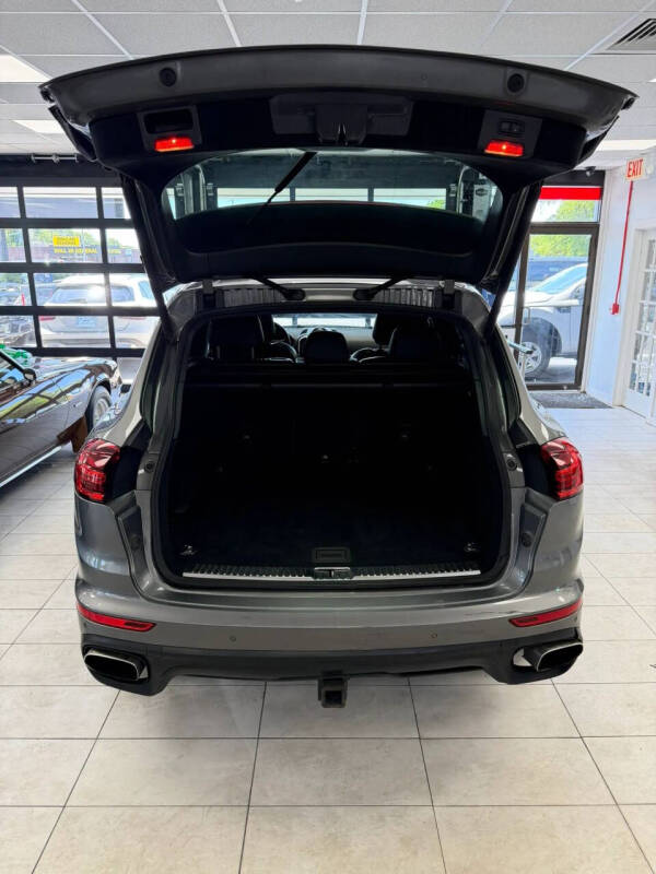 2016 Porsche Cayenne