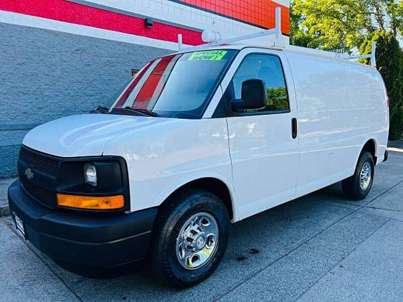 2017 Chevrolet Express 2500