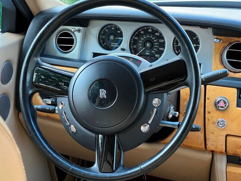 2004 Rolls-Royce Phantom 26