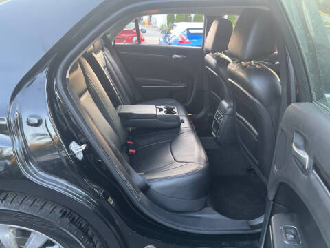 2015 Chrysler 300 Limited