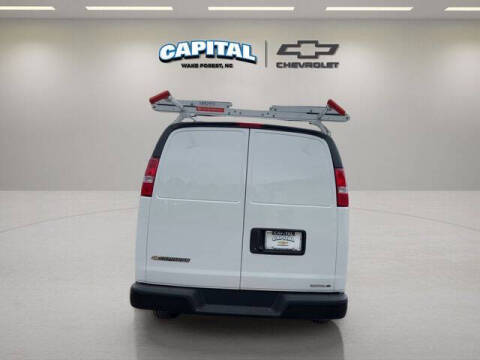 2025 Chevrolet Express 2500