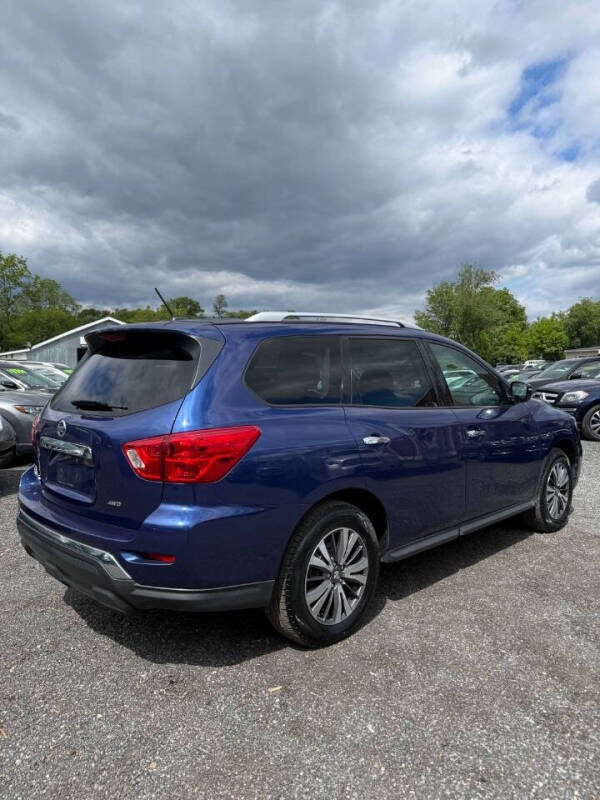2017 Nissan Pathfinder S