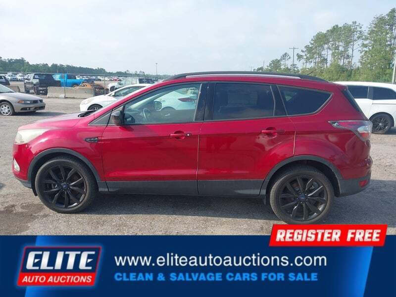 2017 Ford Escape SE
