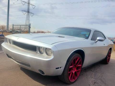 2010 Dodge Challenger for sale at BELOW BOOK AUTO SALES in Idaho Falls ID
