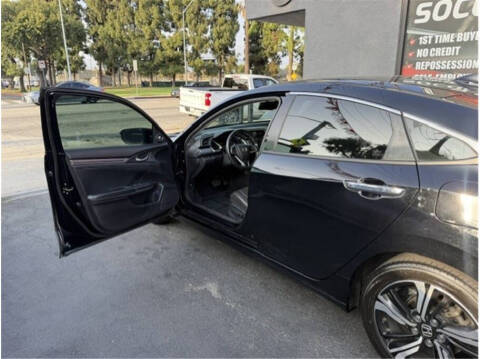 2017 Honda Civic Touring