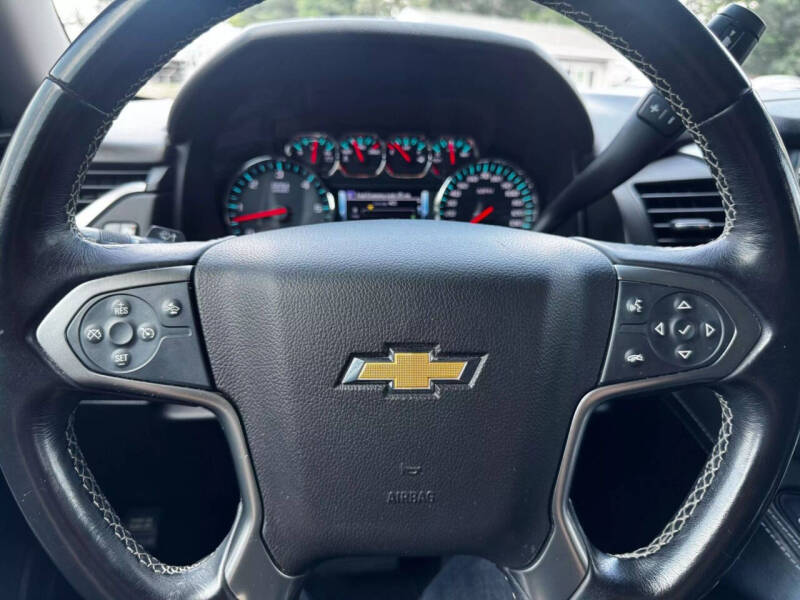 2019 Chevrolet Suburban LT