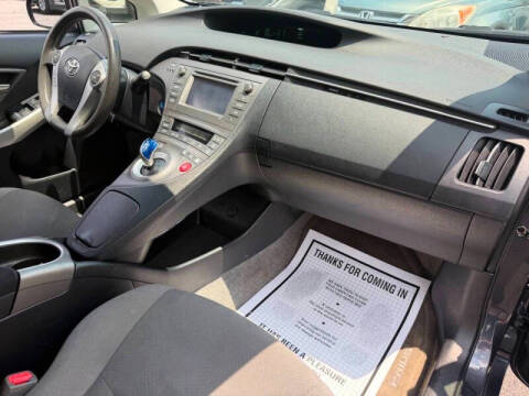 2014 Toyota Prius Two