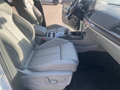 2022 Audi Q5 quattro S line Prem Plus 45 TFSI