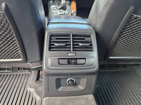 2017 Audi A4 2.0T quattro Premium