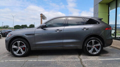 2017 Jaguar F-PACE S
