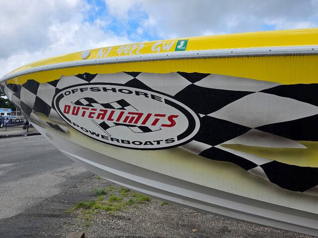 1999 Outerlimits Stiletto