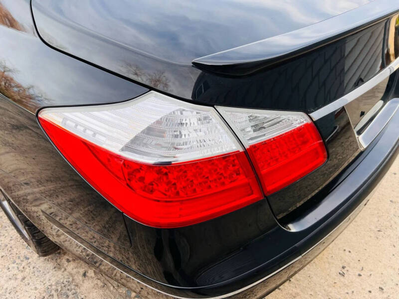 2011 Hyundai Genesis 4.6L V8