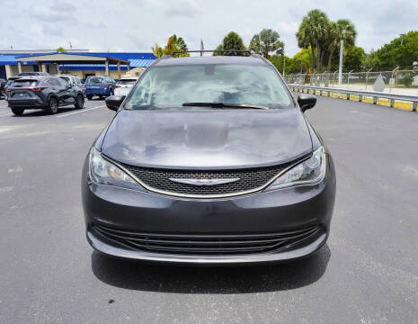 2020 Chrysler Voyager LXi