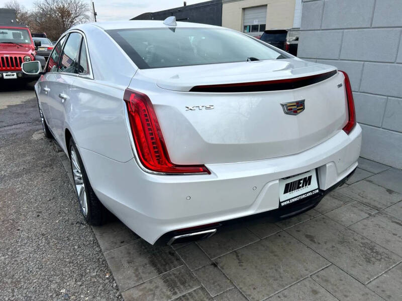 2018 Cadillac XTS Luxury