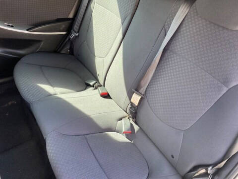 2014 Hyundai Accent SE