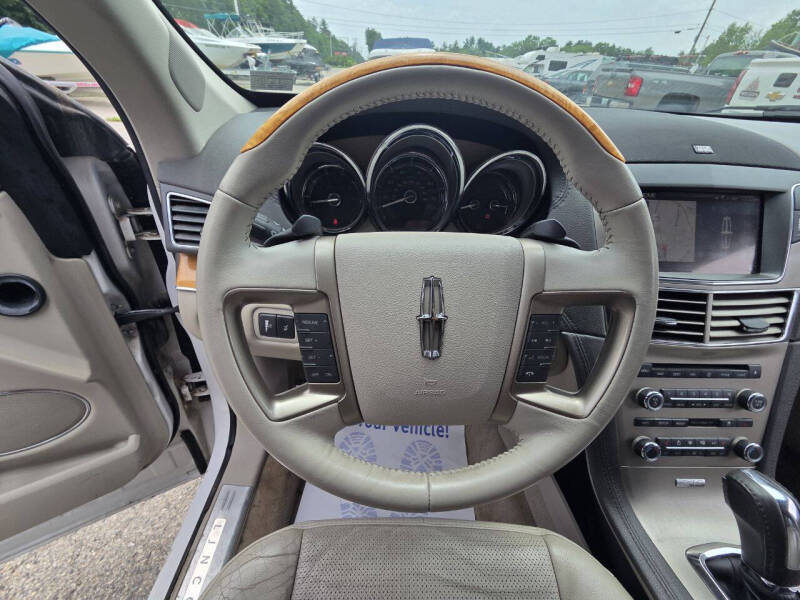 2011 Lincoln MKT