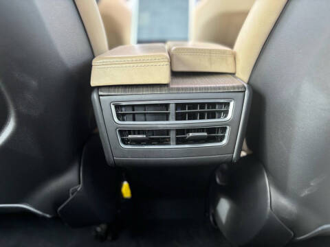 2016 Tesla Model S 70D